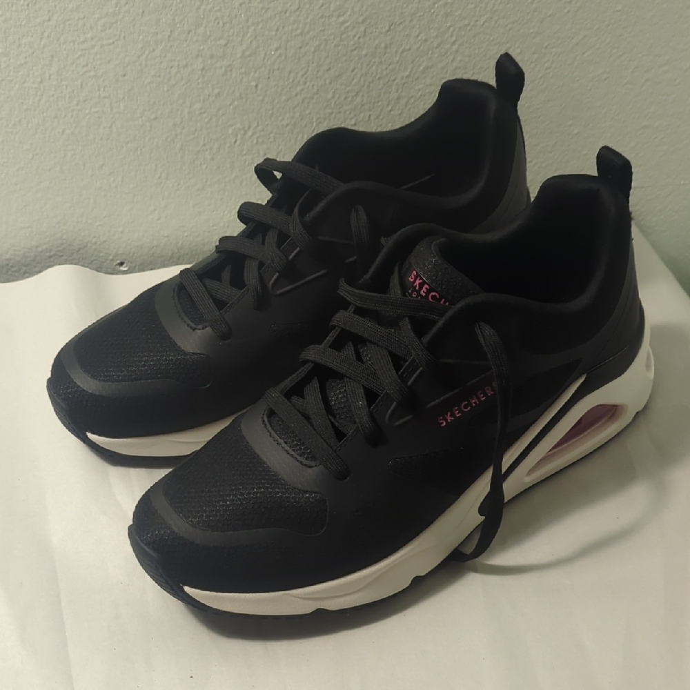 Skechers Womens TRES AIR UNO Revolution AIRY Sneaker